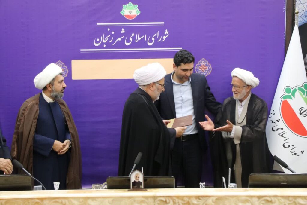 جلسه پیگیری و رسیدگی امور اقامه نماز شهرداری زنجان برگزار شد