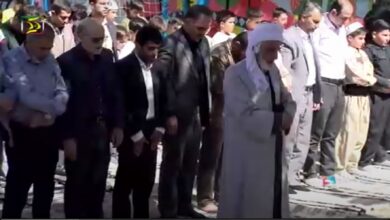 پخش مستقیم نماز جماعت مدرسه شاهد شهید مظفر لطفی از صدا و سیمای مرکز کردستان