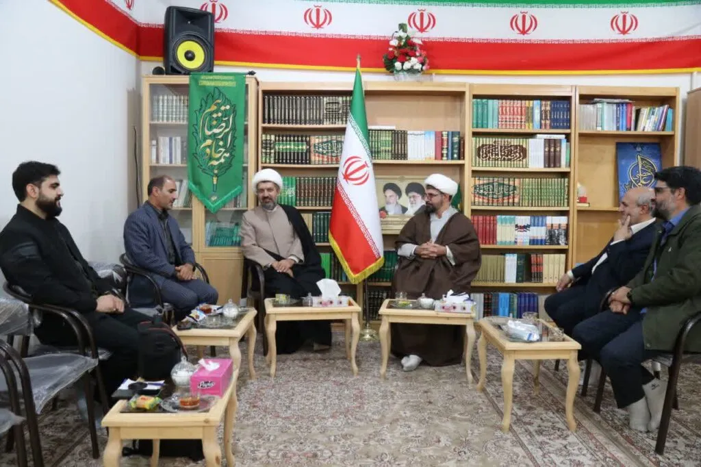 دیدار مدیر ستاد اقامه نماز با امام جمعه شهرستان خرمدره