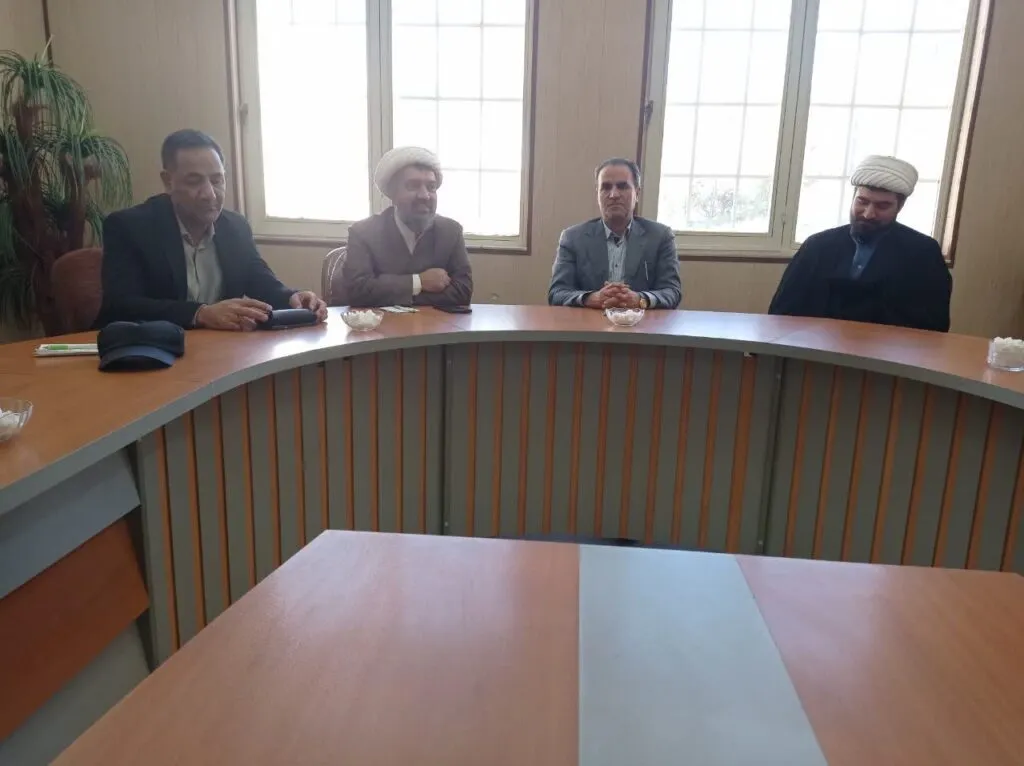 جلسه شورای اقامه نماز پایانه بار صبای زنجان برگزار شد