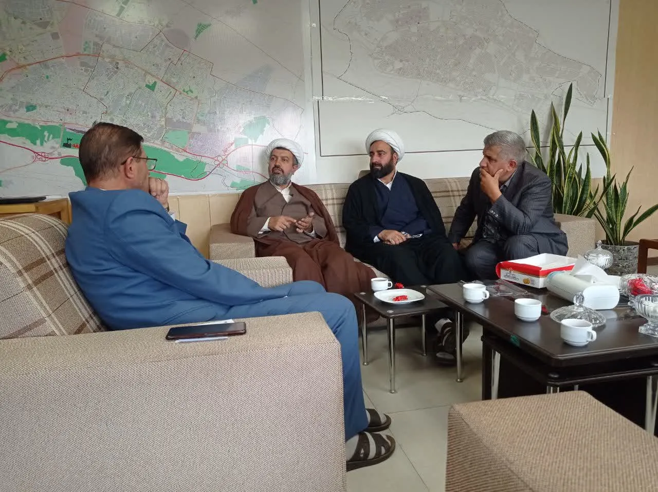دیدار مدیر ستاد اقامه نماز با فرماندار زنجان