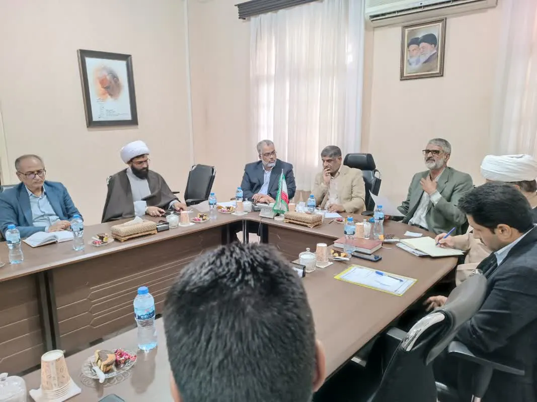 دومین جلسه شورای اقامه نماز استان در سالن جلسات استانداری برگزار شد