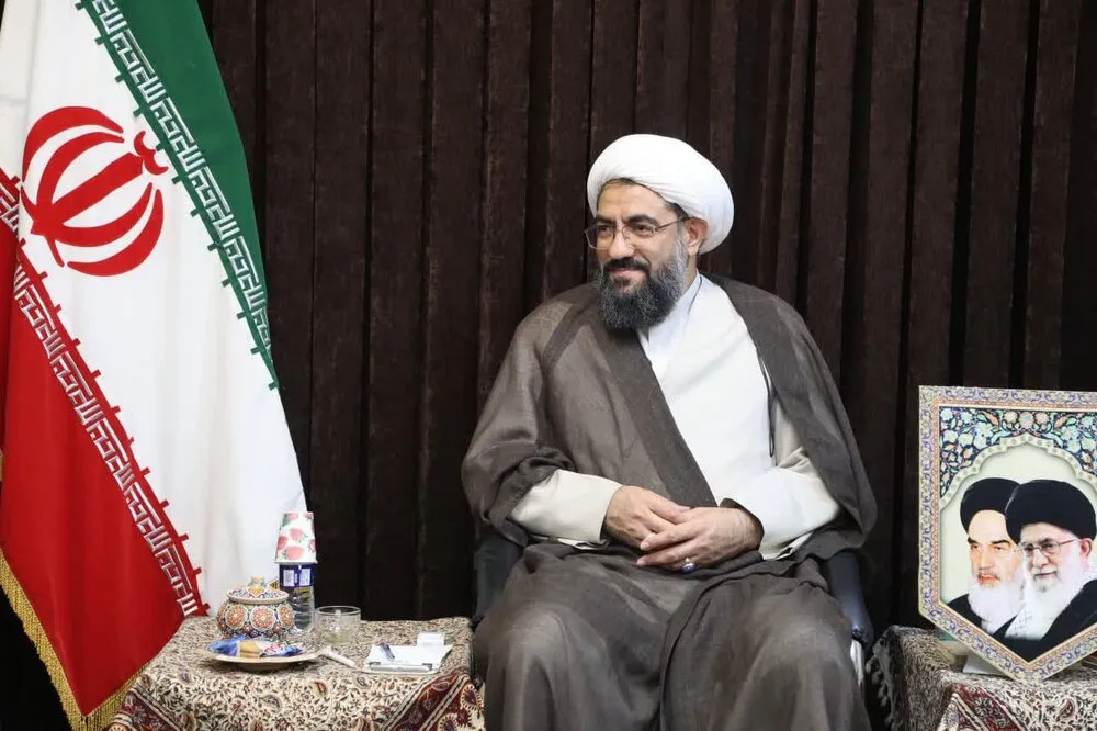 نسل نو با نماز هویت دینی خود را بازیابد