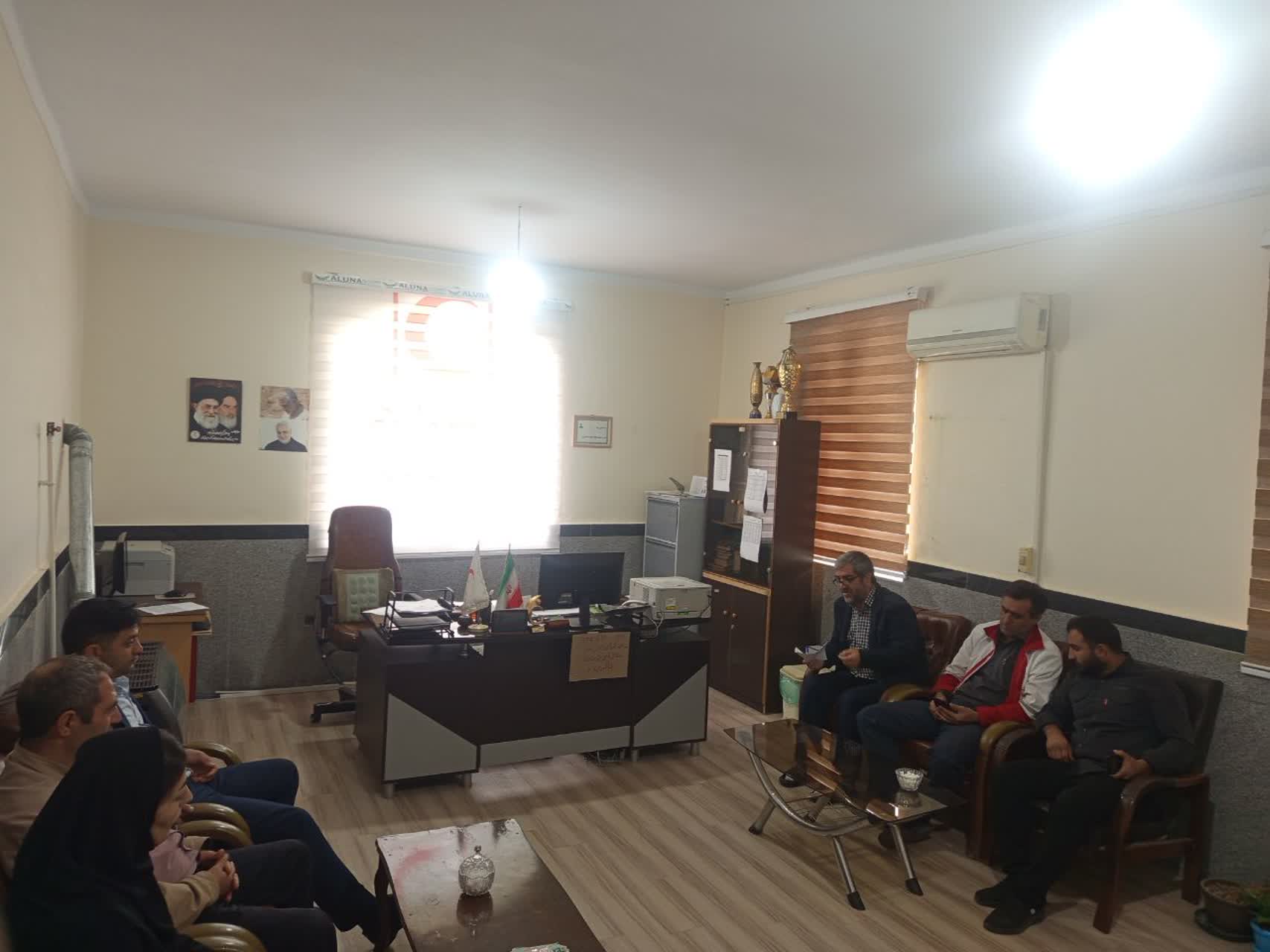 جلسه شورای اقامه نماز و هم اندیشی جمعیت هلال احمر شهرستان خداآفرین
