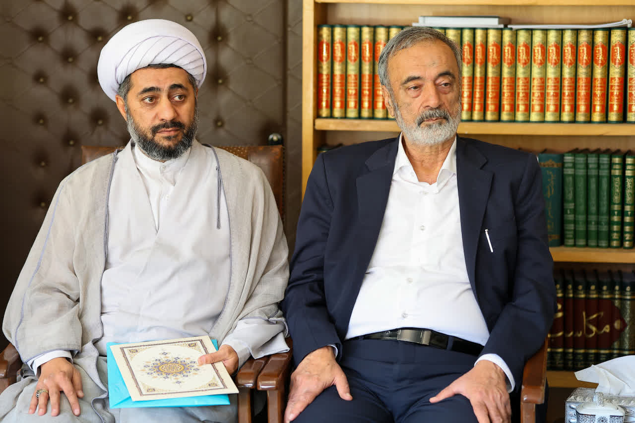 دیدار قائم مقام ستاد اقامه نماز کشور با نماینده ولی فقیه در استان