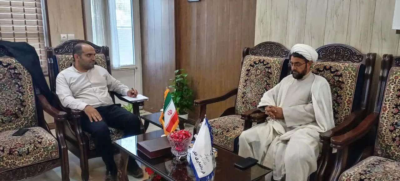 دیدار دبیر ستاد اقامه نماز شهرستان انار با سرپرست فرمانداری شهرستان
