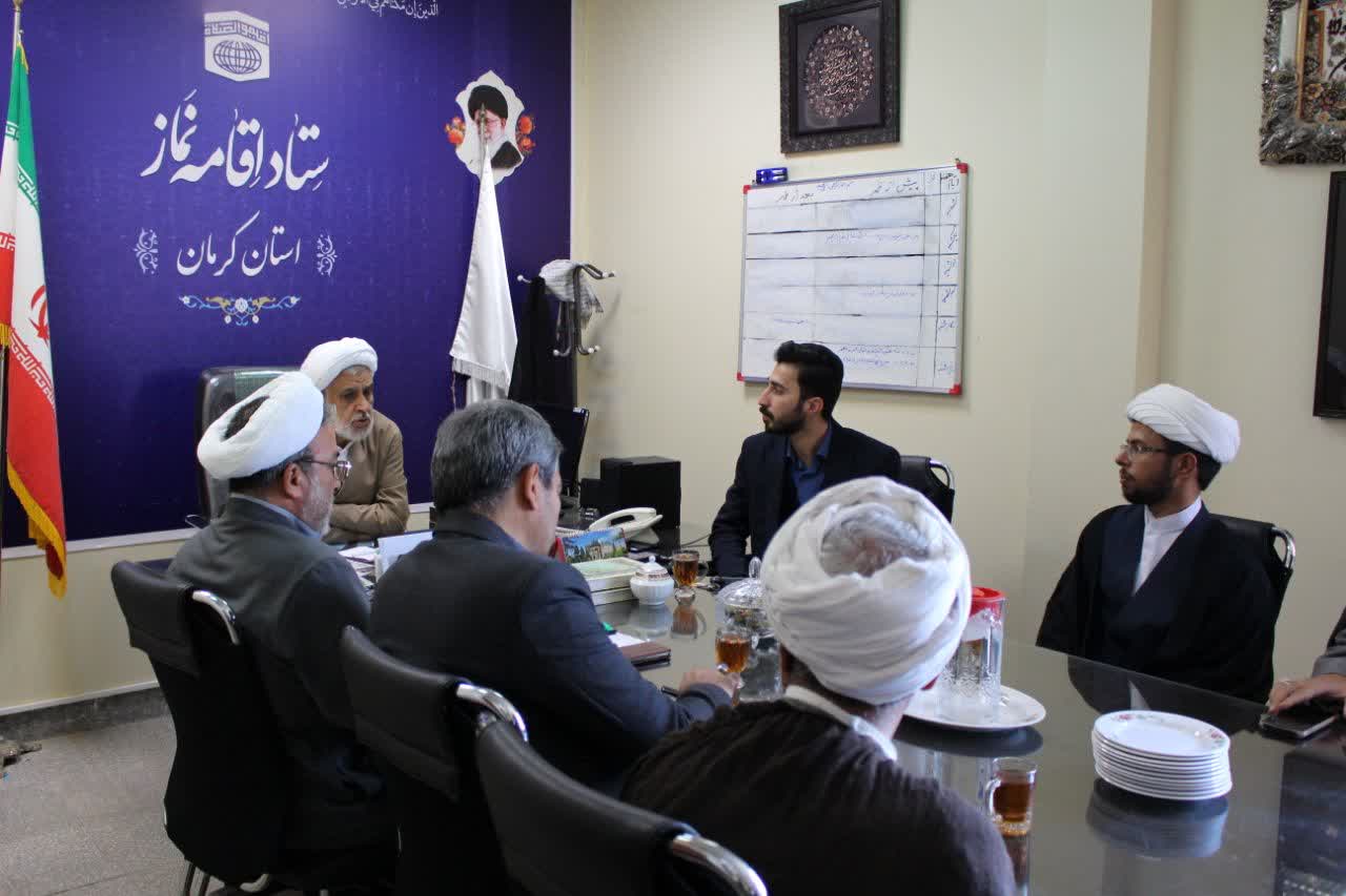 برگزاری طرح ابتکاری پیک نور در کرمان