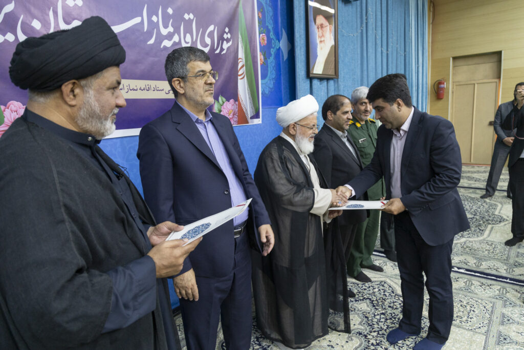 دومین جلسه شورای اقامه نماز استان یزد در سال ۱۴۰۴ برگزار شد
