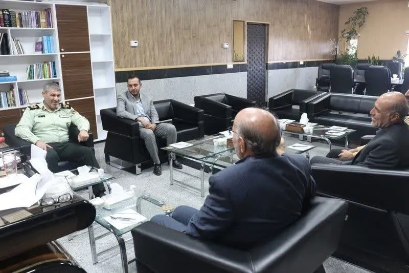 دیدار مدیر و کارشناسان ستاد اقامه نماز استان با فرمانده جدید نیروی انتظامی استان