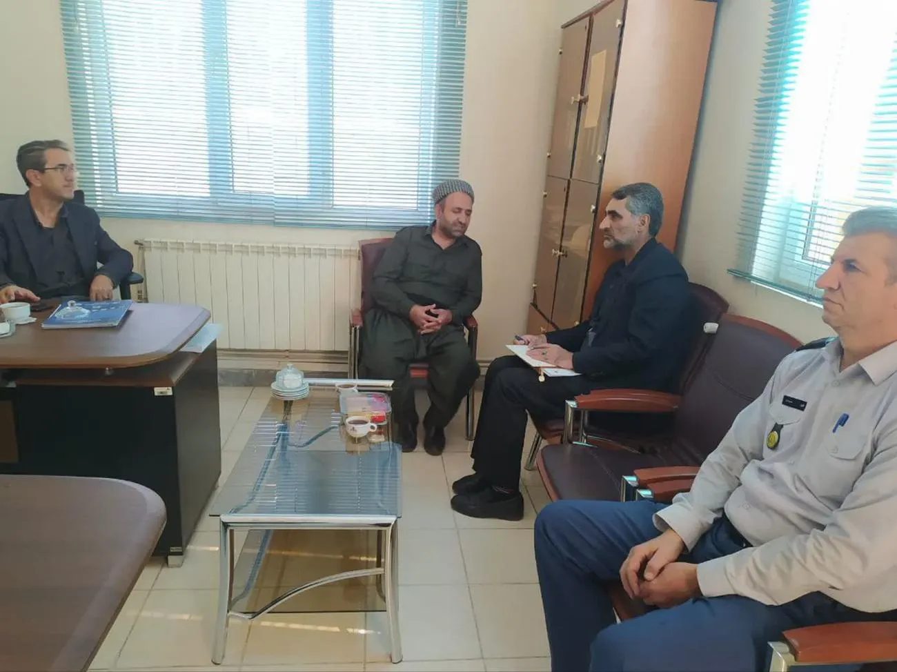 دبیر شورای اقامه نماز شهرستان دیواندره از شرکت گاز آن شهرستان بازدید کرد