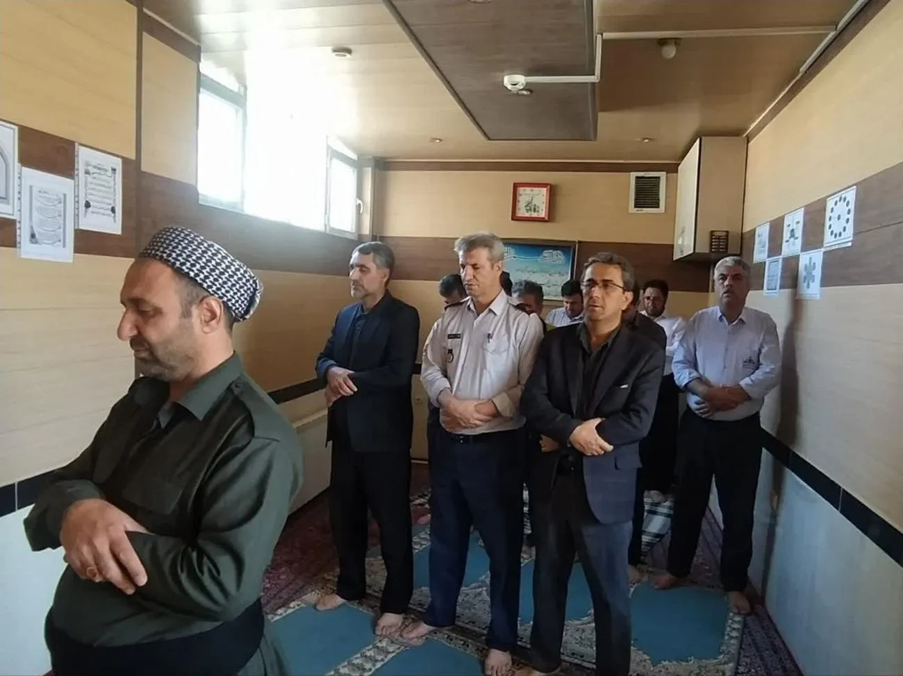 دبیر شورای اقامه نماز شهرستان دیواندره از شرکت گاز آن شهرستان بازدید کرد