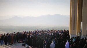 گزارش تصویری برگزاری نماز باران در سراسر استان همدان