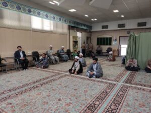 غافل ترین انسان کسی است که از تغییر و تحولات دنیا و جامعه خود عبرت نگیرد
