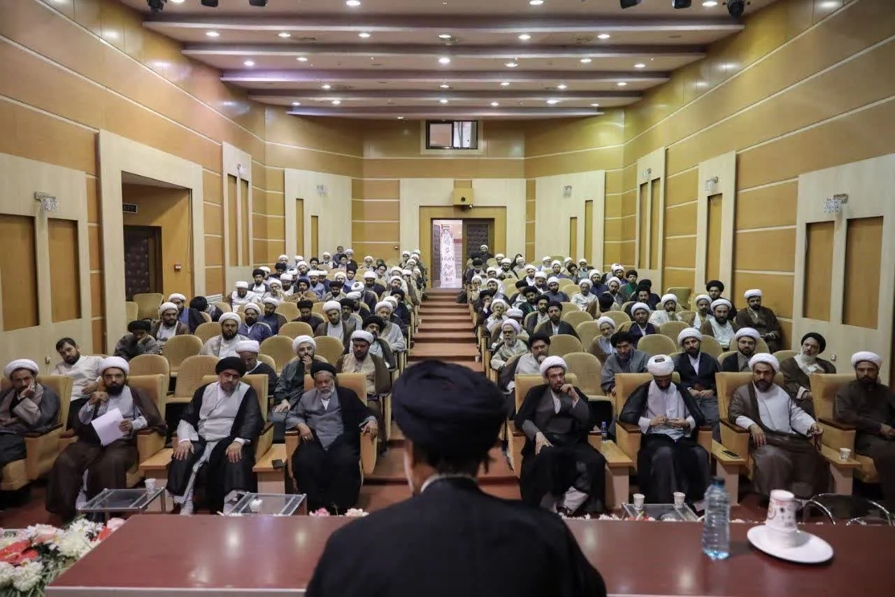 گردهمایی ائمه جماعات شهرداری مشهد با حضور مدیر ستاد اقامه نماز استان برگزار شد