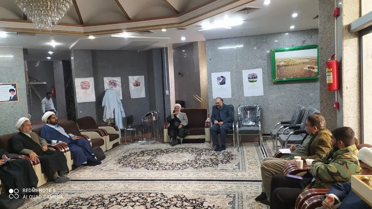 جلسه فصلی هم اندیشی اساتید مرکز تخصصی نماز مشهد