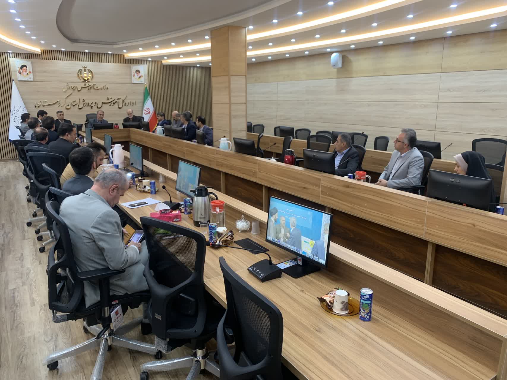 شورای اقامه نماز آموزش و پرورش کردستان با حضور مشاور وزیر و مدیرکل آموزش و پرورش برگزار شد