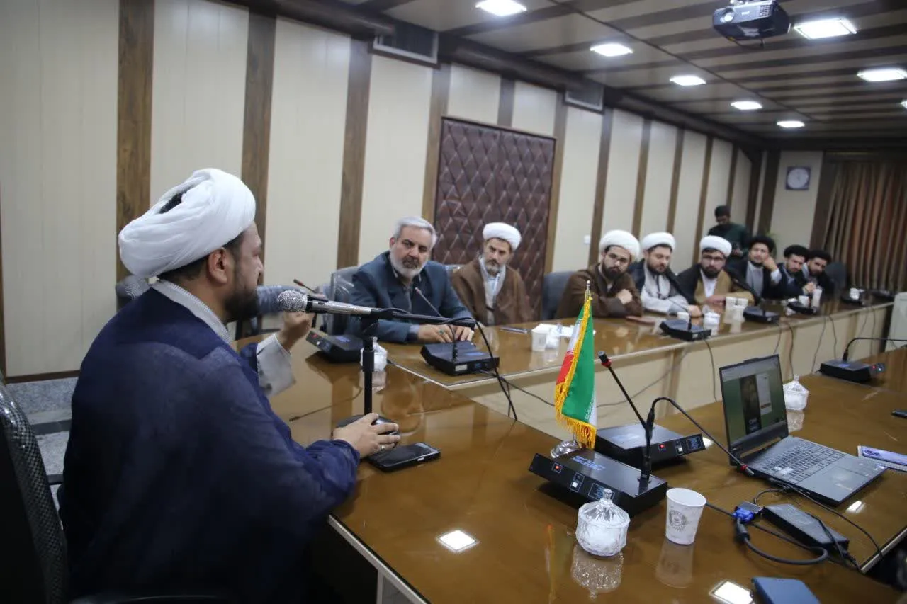 کارگاه تخصصی ترویج فرهنگ اقامه نماز در دانشگاه علوم پزشکی ارومیه برگزار شد