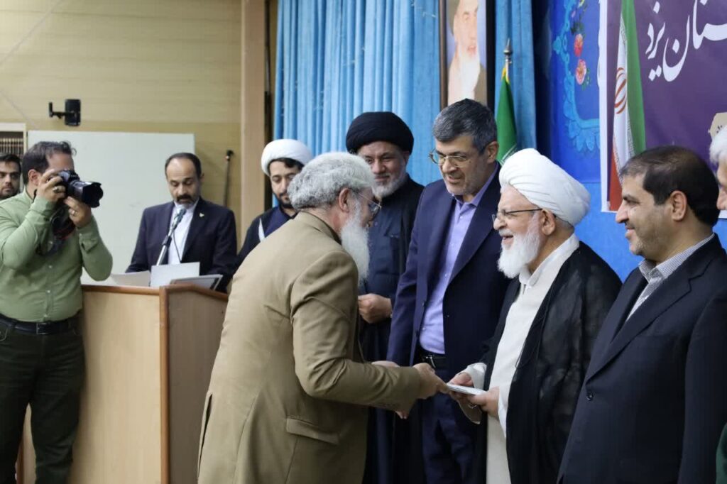 دومین جلسه شورای اقامه نماز استان یزد در سال ۱۴۰۴ برگزار شد