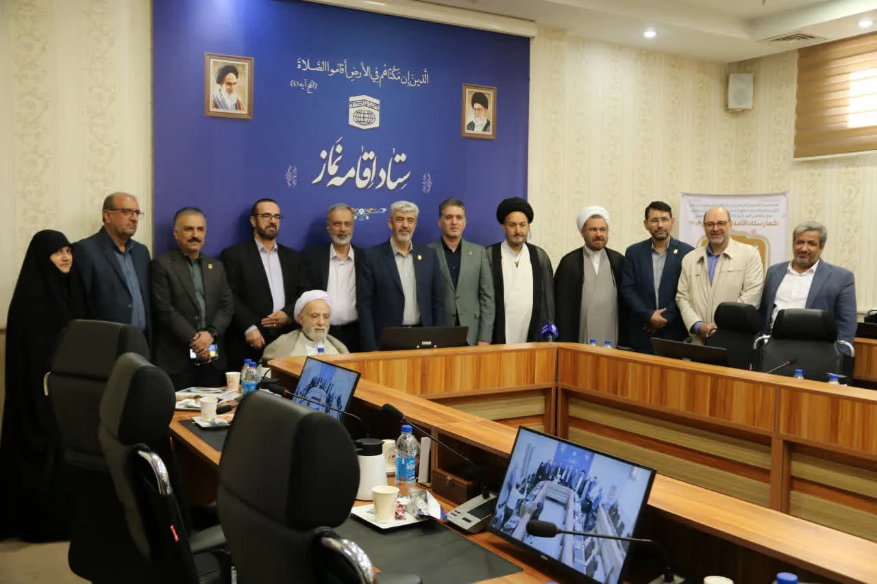 تربیت معلمان مؤمن و قرآنمحور باید در اولویت دانشگاه فرهنگیان باشد