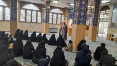 نشست آموزش همگانی نماز ویژه بانوان در شهرستان خانمیرزا برگزار شد