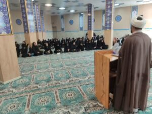 نشست آموزش همگانی نماز ویژه بانوان در شهرستان خانمیرزا برگزار شد