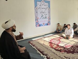 دوره آموزشی فرهنگ سازی نماز در سفر یژه رانندگان مسافربری شهرستان بروجرد