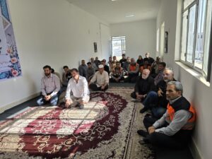 دوره آموزشی فرهنگ سازی نماز در سفر یژه رانندگان مسافربری شهرستان بروجرد