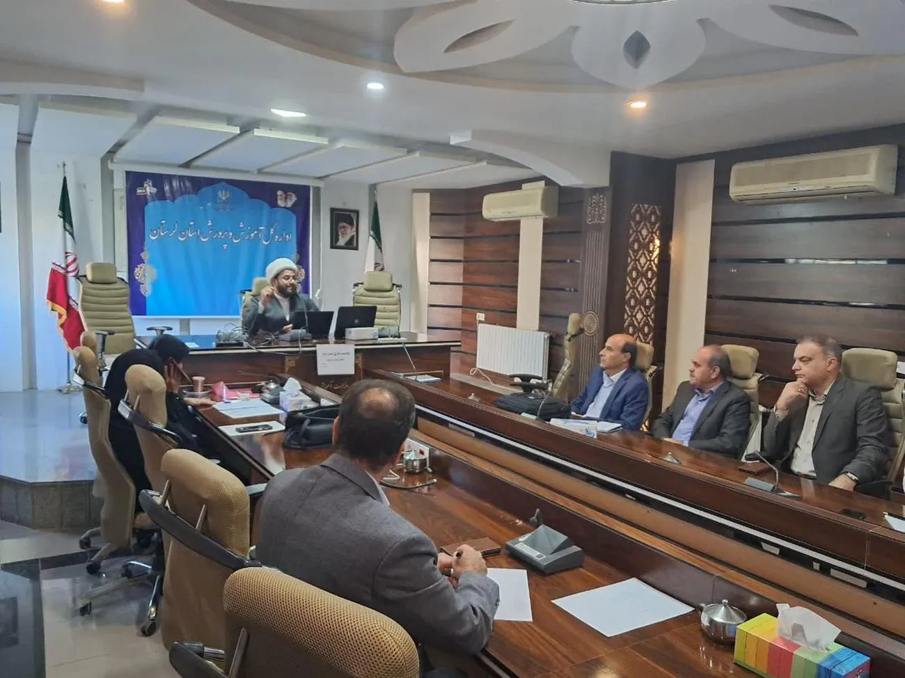 کارگاه آموزشی توانمند سازی اعضای شورای انجمن اولیا و مربیان لرستان
