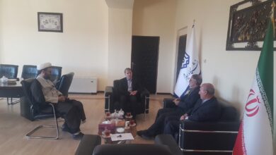 مدیر ستاد اقامه نماز استان با رئیس دانشگاه ایلام دیدار کرد