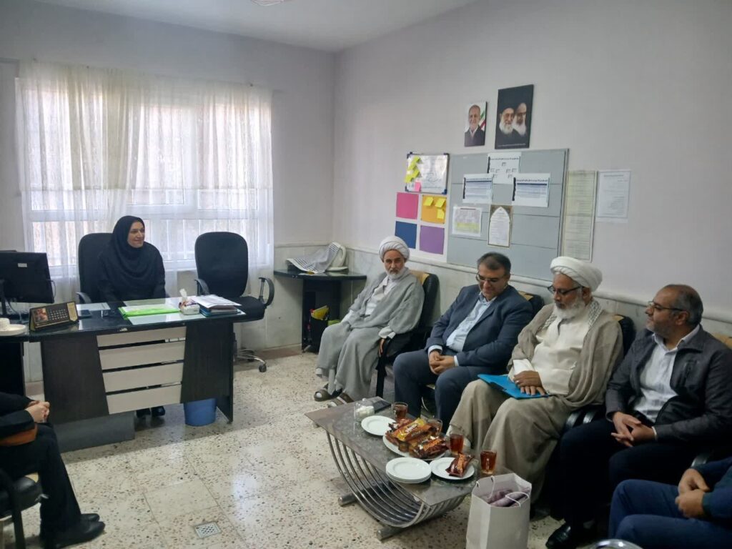 سه شنبه های نمازی در مدارس