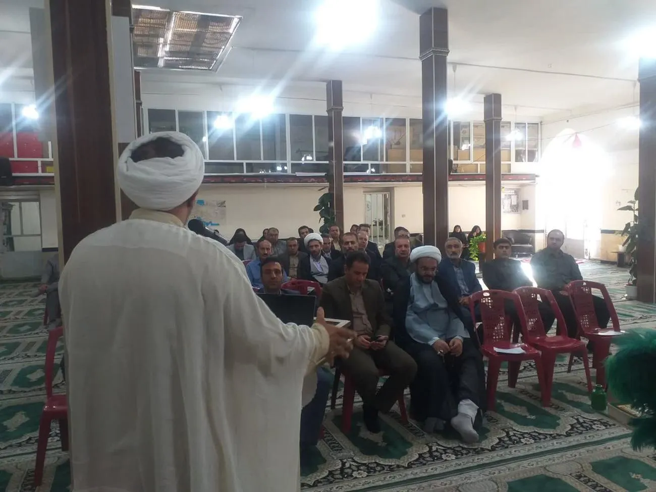 برگزاری دوره آموزشی مدیریت اقامه نماز ویژه مدیران دستگاههای اجرایی شهرستان فارسان