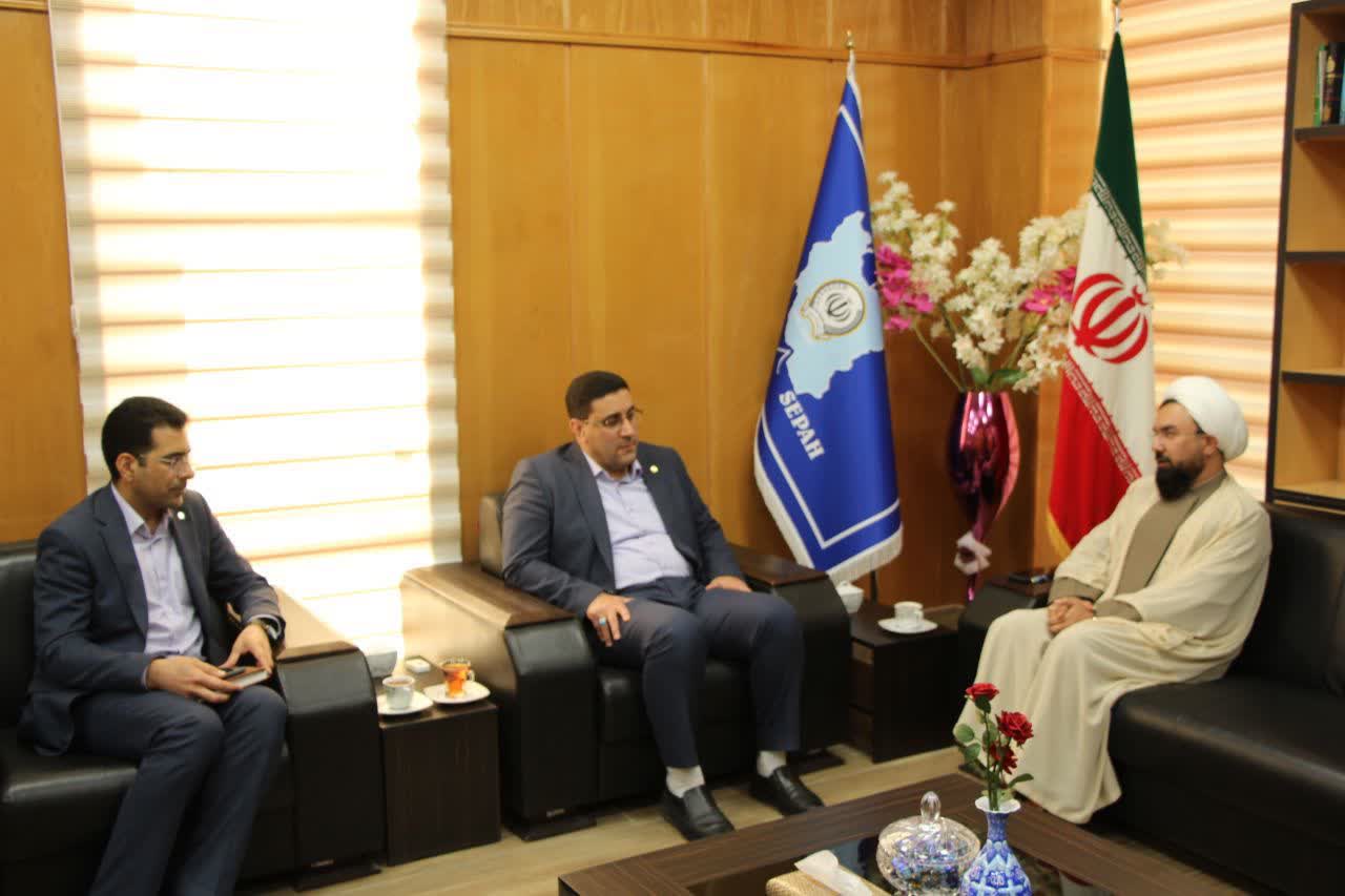 دیدار مدیر ستاد اقامه نماز استان سمنان با مدیر امور شعب بانک سپه استان
