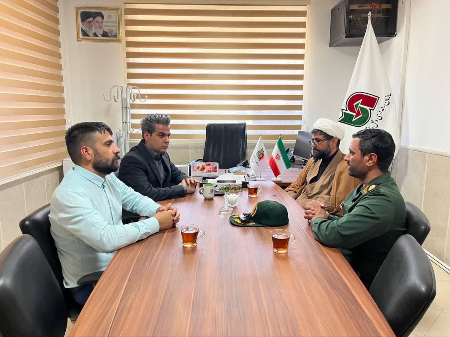 دبیرستاد اقامه نماز شهرستان سربیشه با رئیس اداره راهداری شهرستان دیدار کرد