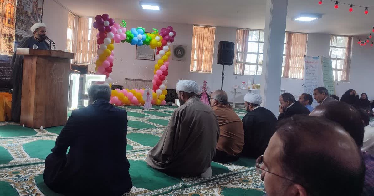 جشن تکلیف فرزندان کارکنان شهرداری بیرجند برگزار شد