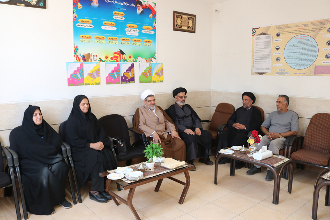 بازدید از مدرسه احسان ۲ شهرستان نطنز اصفهان