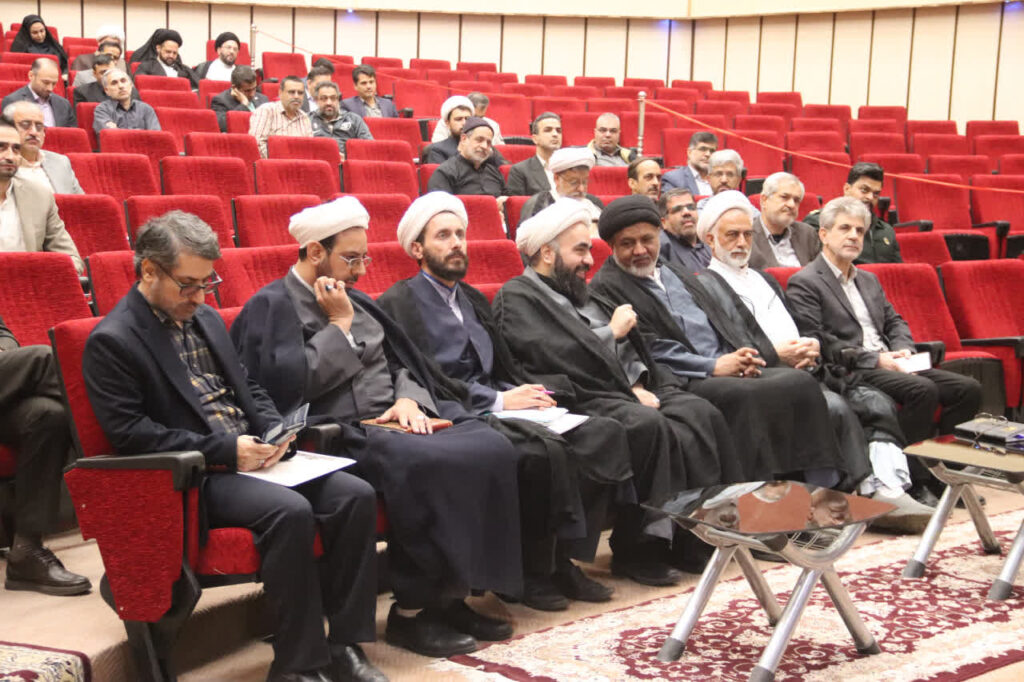 سومین جلسه فصلی دبیران اقامه نماز ادارات کل یزد برگزار شد