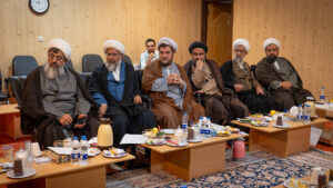 نشست مشترک مدیر ستاد اقامه نماز استان البرز با ائمه جمعه شهرستانهای استان