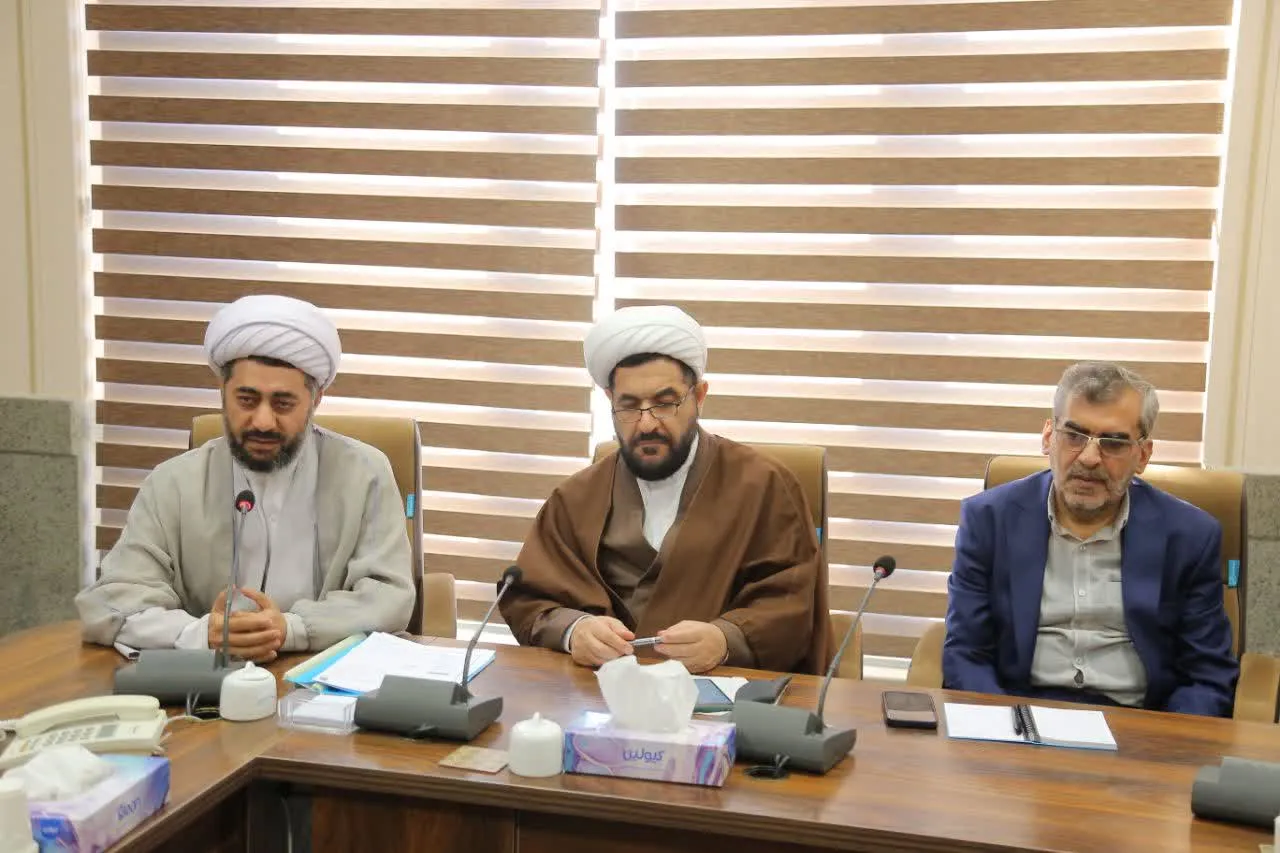 جلسه شورای اقامه نماز استانداری