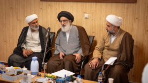 نشست مشترک مدیر ستاد اقامه نماز استان البرز با ائمه جمعه شهرستانهای استان