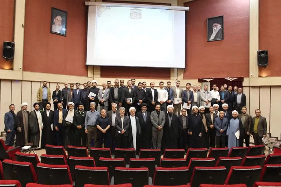 سومین جلسه فصلی دبیران اقامه نماز ادارات کل یزد برگزار شد