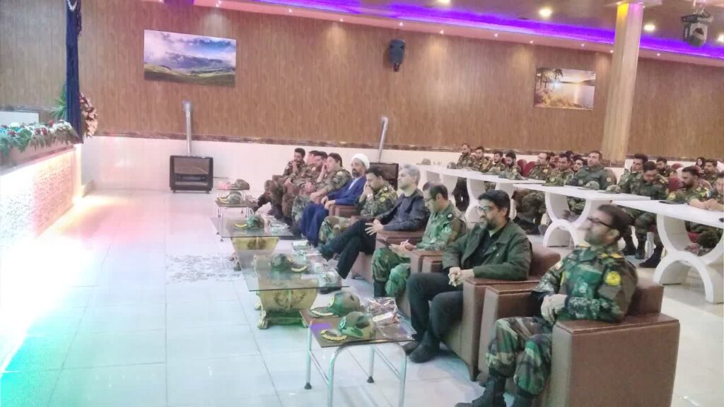 سخنرانی مدیر ستاد اقامه نماز در جمع پرسنل و خانواده‌های آمادگاه و پشتیبانی ارتش زنجان