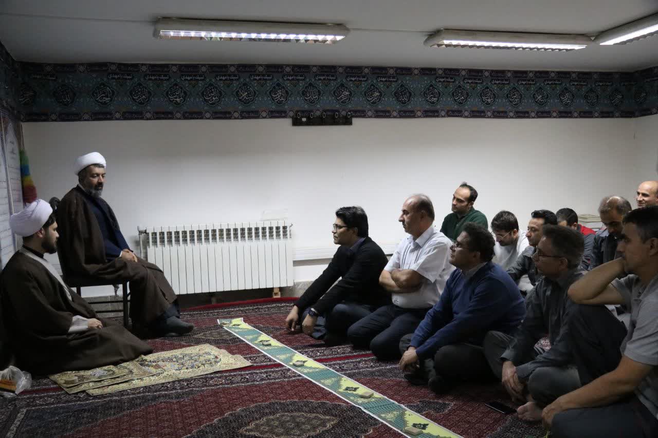 دیدار مدیر ستاد اقامه نماز با مدیریت عامل شرکت توسعه پست‌های ایران ترانسفو