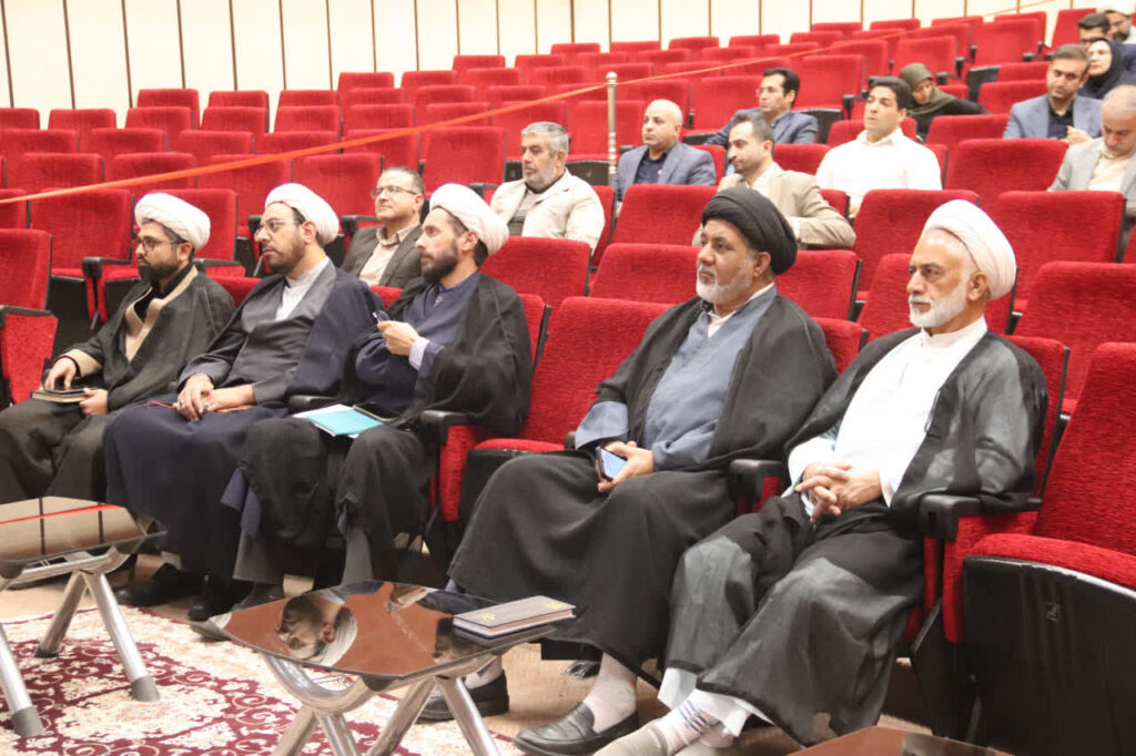 سومین جلسه فصلی دبیران اقامه نماز ادارات کل یزد برگزار شد