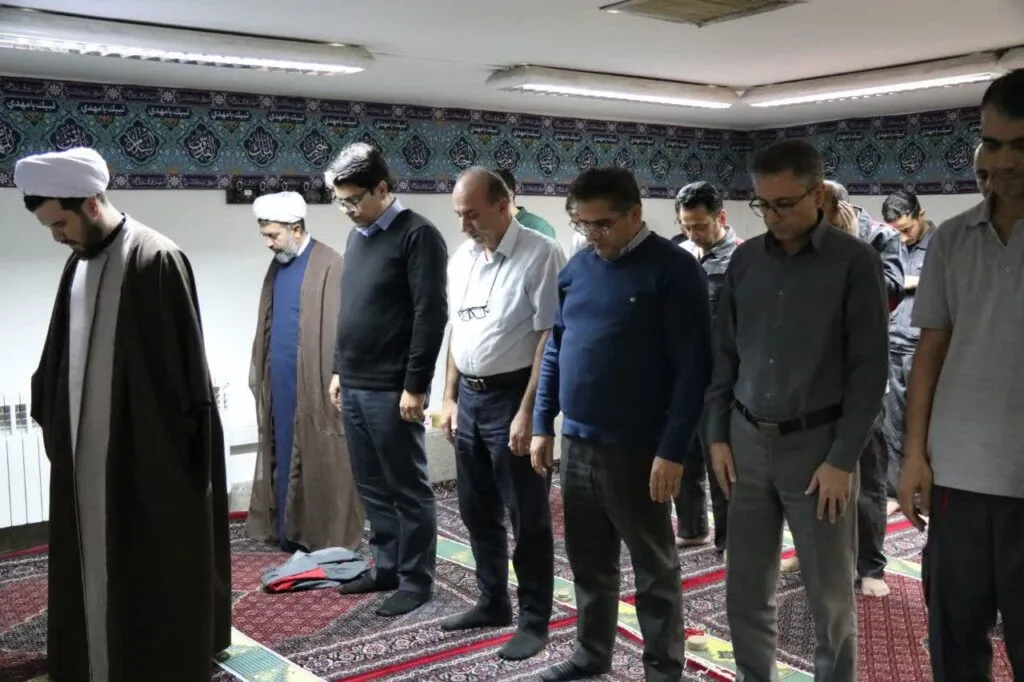 دیدار مدیر ستاد اقامه نماز با مدیریت عامل شرکت توسعه پست‌های ایران ترانسفو