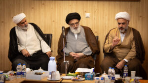 نشست مشترک مدیر ستاد اقامه نماز استان البرز با ائمه جمعه شهرستانهای استان