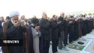 اقامه نماز باران در مسجد جمکران