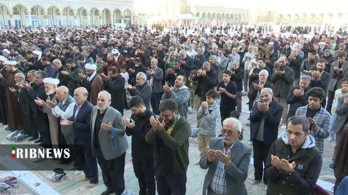 اقامه نماز باران در مسجد جمکران