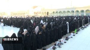 اقامه نماز باران در مسجد جمکران