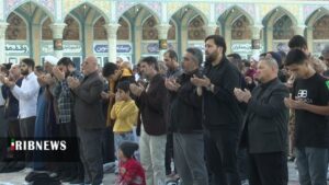 اقامه نماز باران در مسجد جمکران