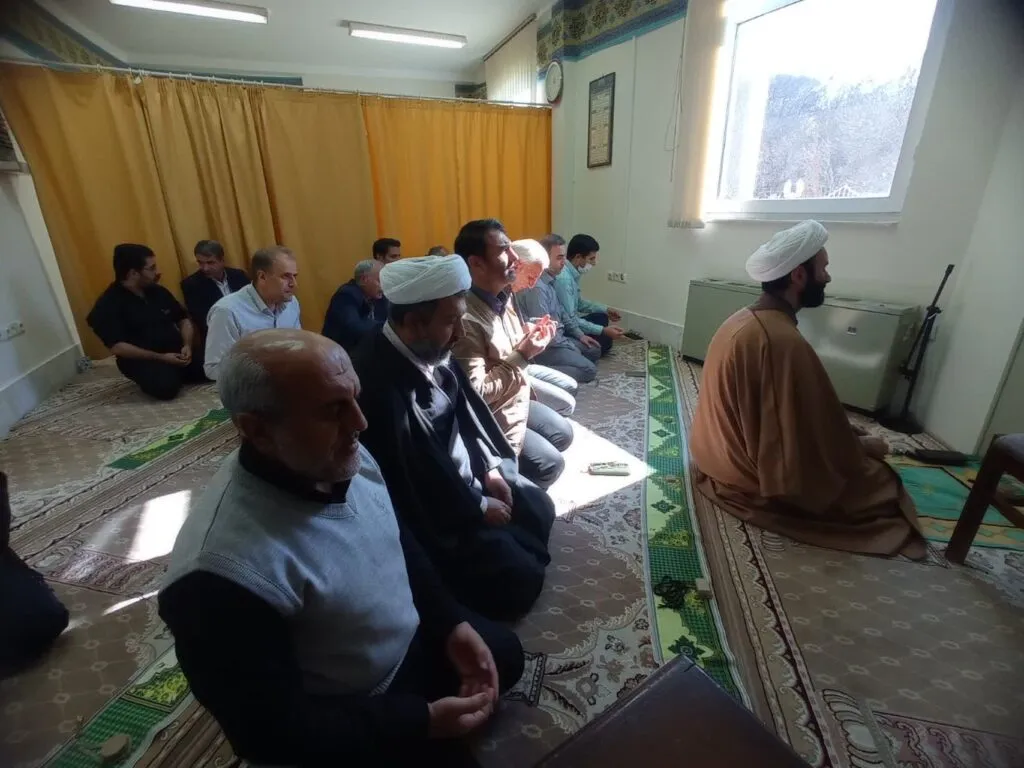 جلسه شورای اقامه نماز اداره کل هواشناسی زنجان برگزار شد